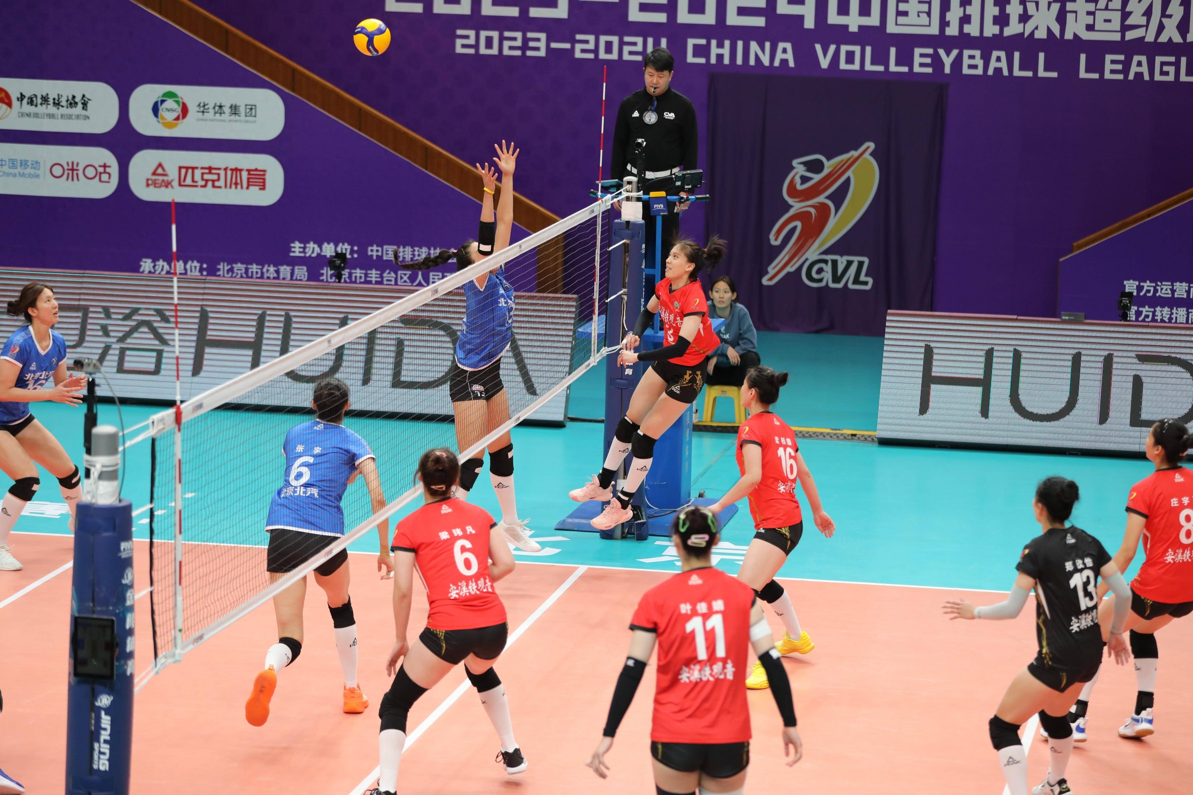 排球赛事精彩瞬间盘点，年度回顾震撼登场