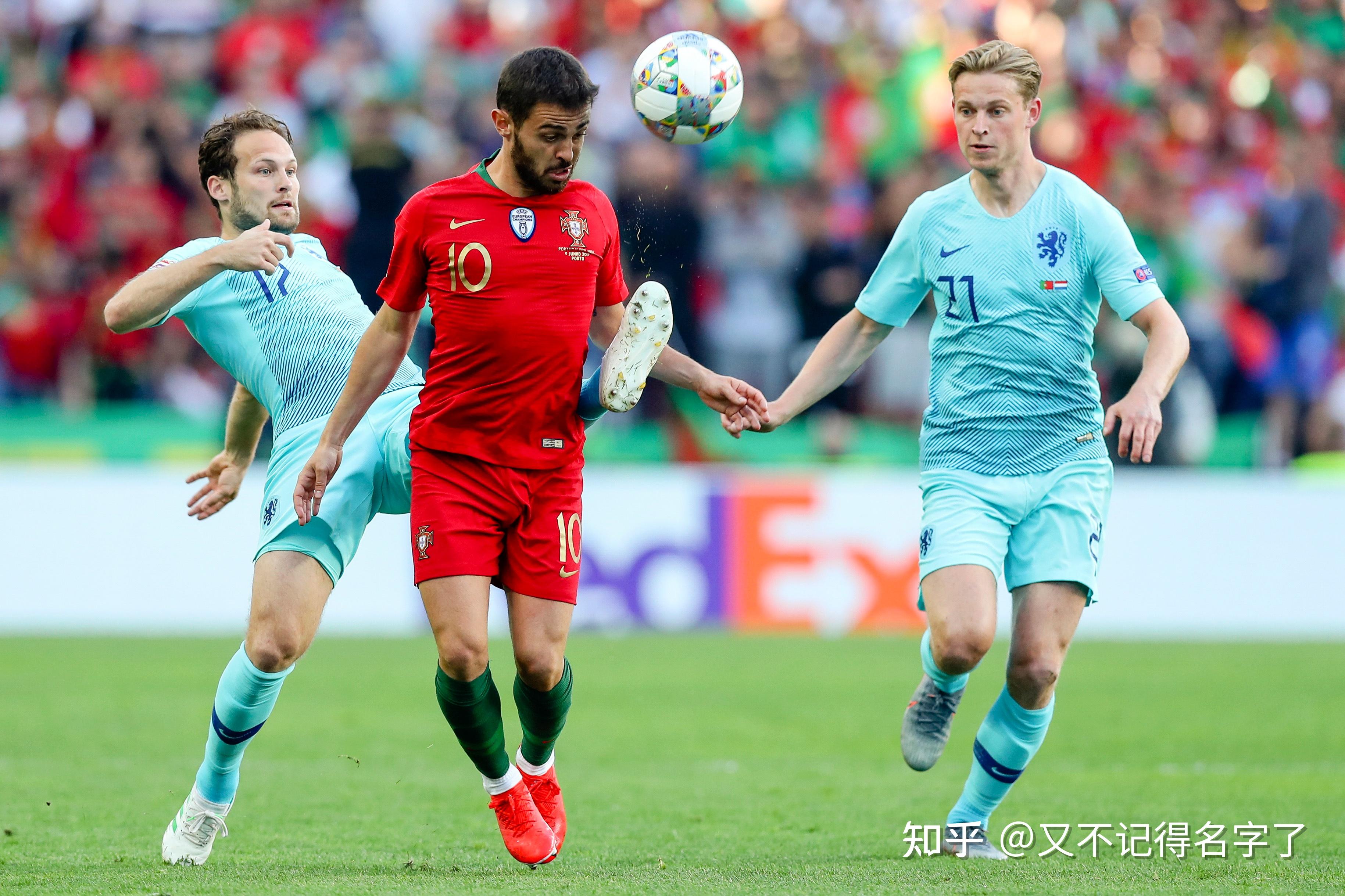 爱游戏在线-包含葡萄牙队轻取英格兰队，张本智和统治全场的词条