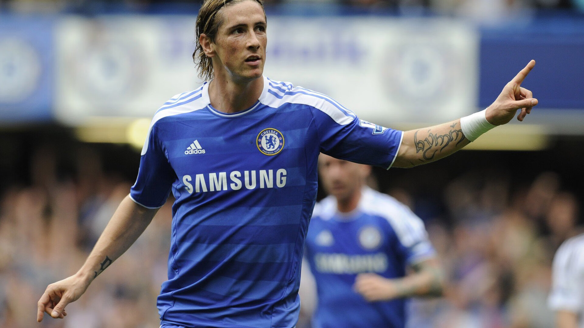 爱游戏APP-冰与火的交响，中国队的逆转与安赛龙的统治