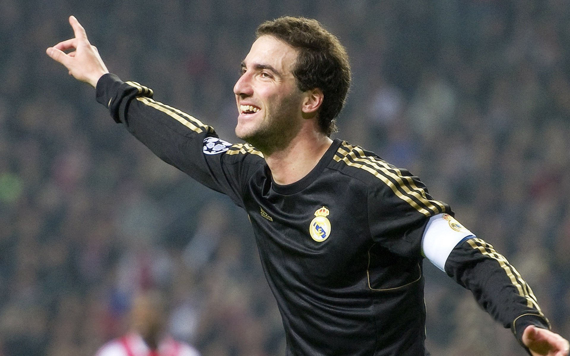 当终局比发车更早到来,致阿尔瓦雷斯,那提前杀死的悬念