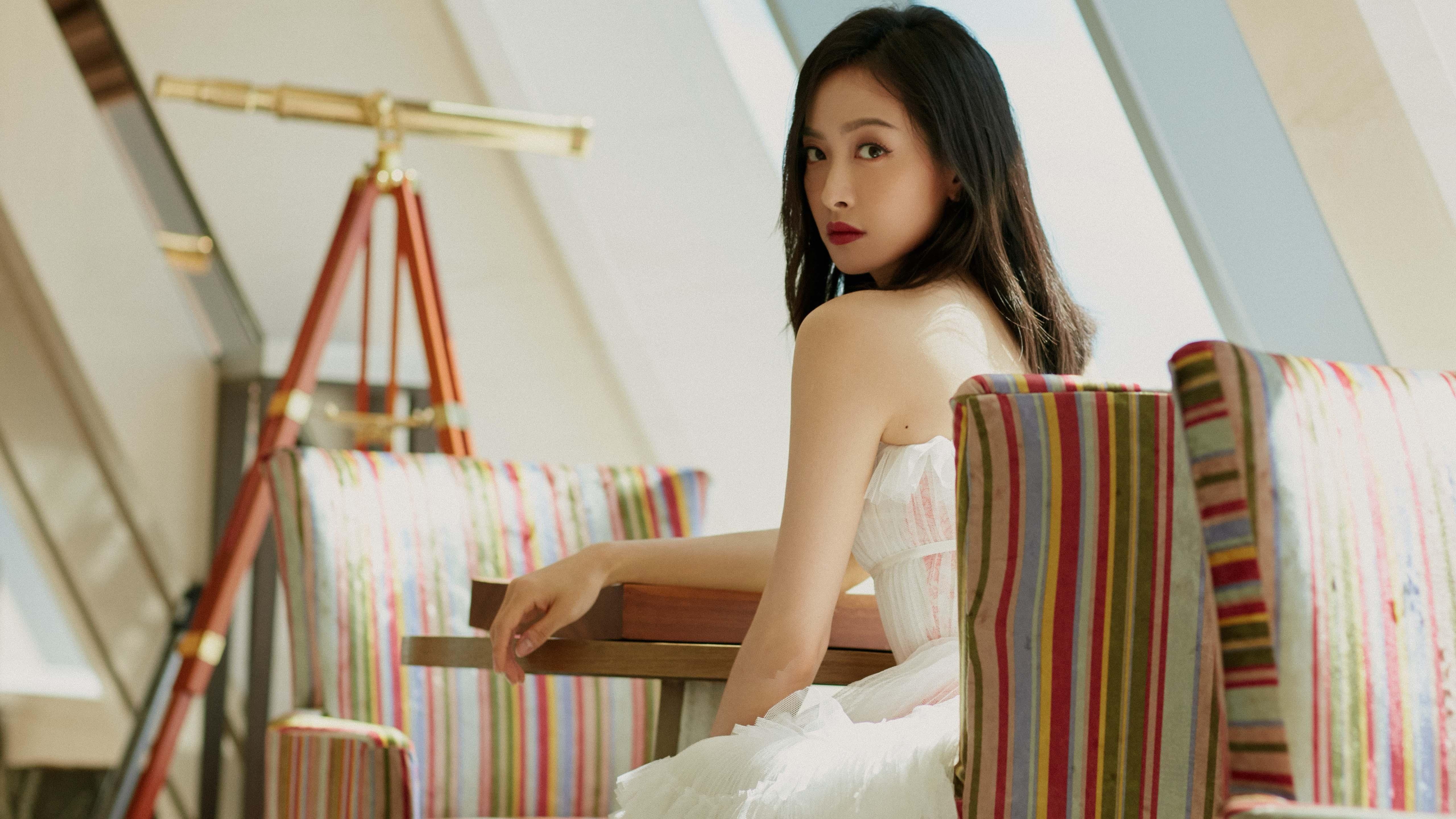 太阳方程式狂飙，乔治化身赛道车手踏平快船