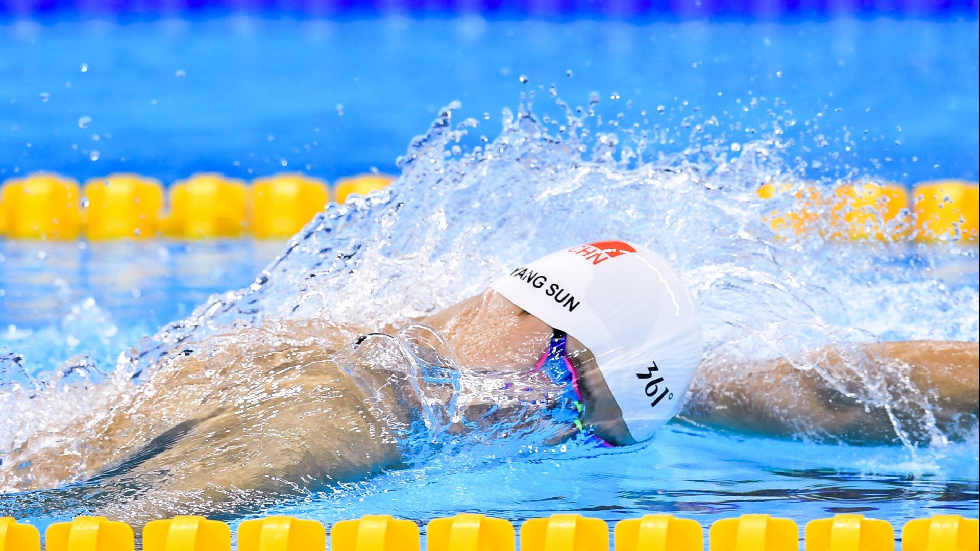 冰岛神话的终结者，秘鲁强行突围，皮克化身关键先生铸就传奇