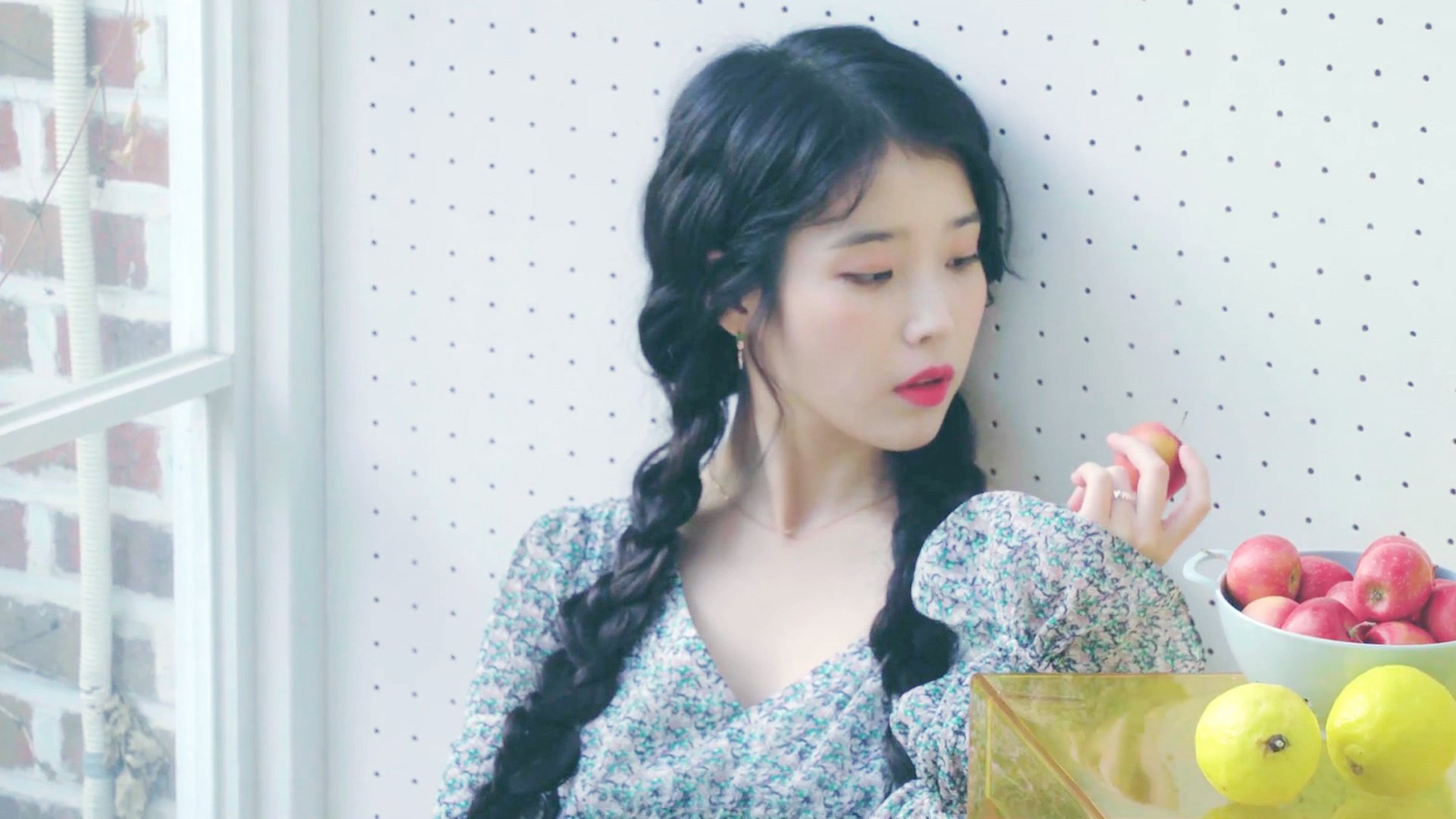 感觉像是一场跨越时空的梦幻对决。请看看以下构思是否符合你的期待