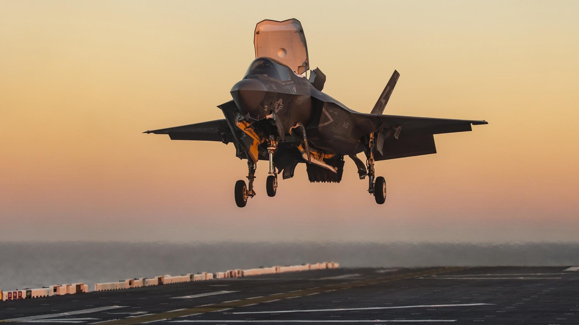 钢与郁金香的凋谢，当德国战车第三次入侵荷兰